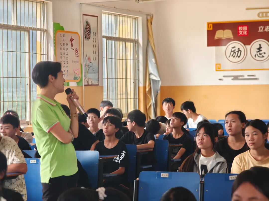 _cgi-bin_mmwebwx-bin_webwxgetmsgimg__&MsgID=158929525461